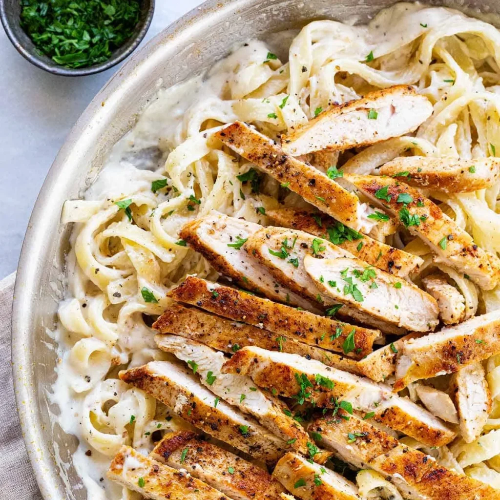 Mrs Gail's Chicken Alfredo Recipe