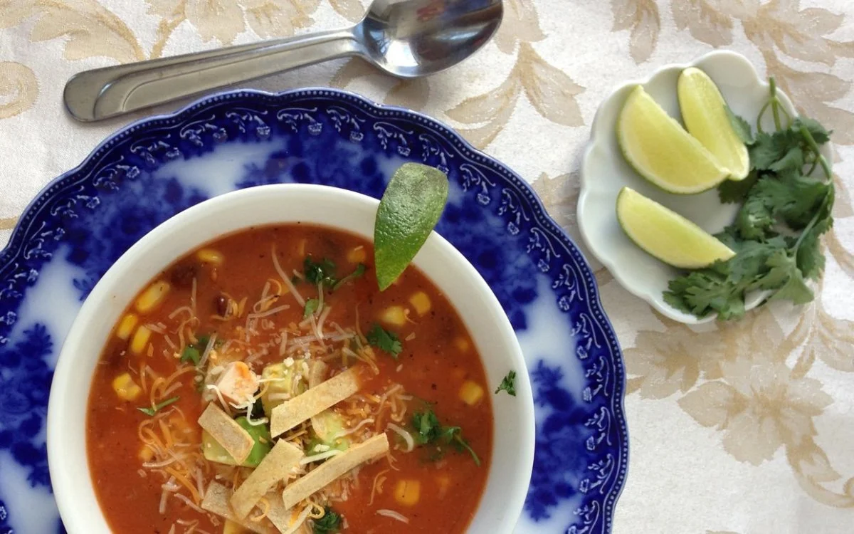 Chicken Tortilla Soup {On the Border copycat}