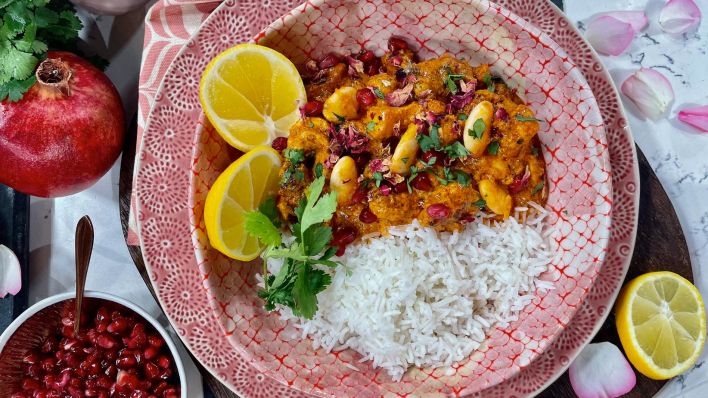 Nisha Katona Chicken Curry Recipe
