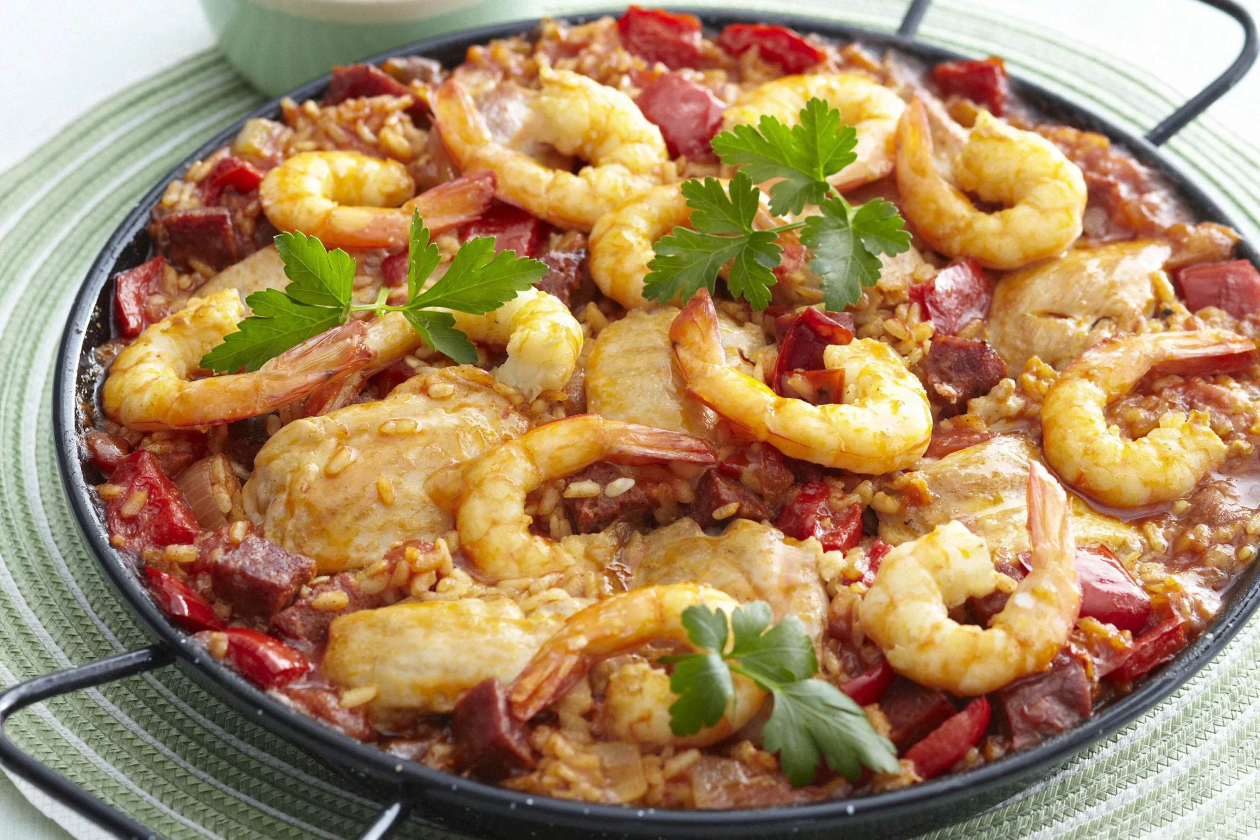chicken and prawn paella 79979 1 scaled